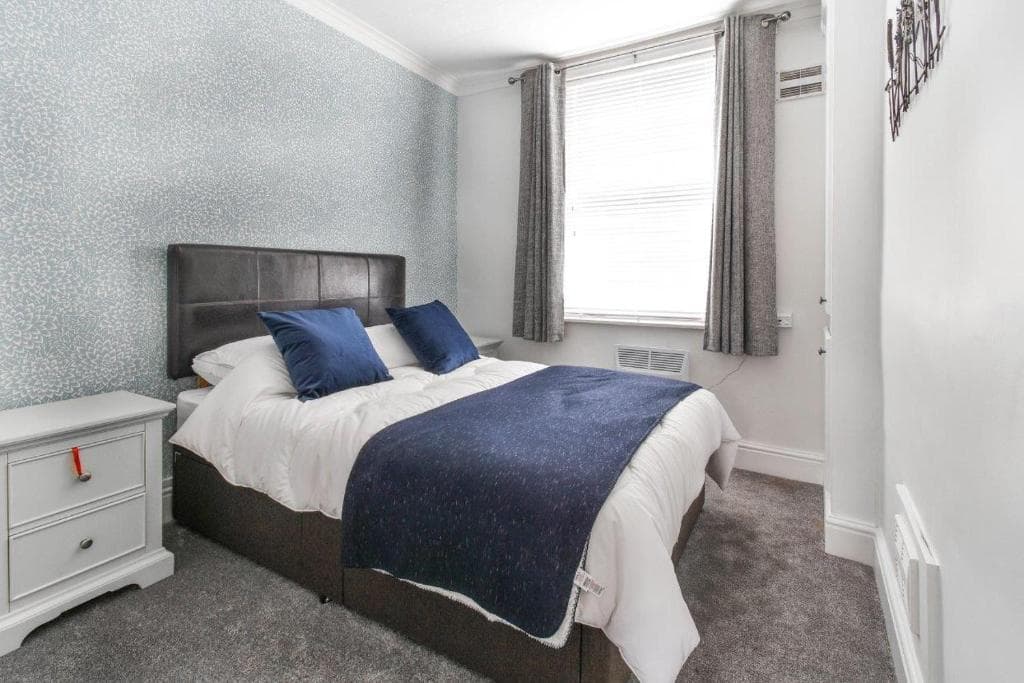 Apartment 1 at 3 Jubilee Image 3