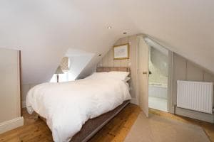 Mr Ralphs Cottage Image 1