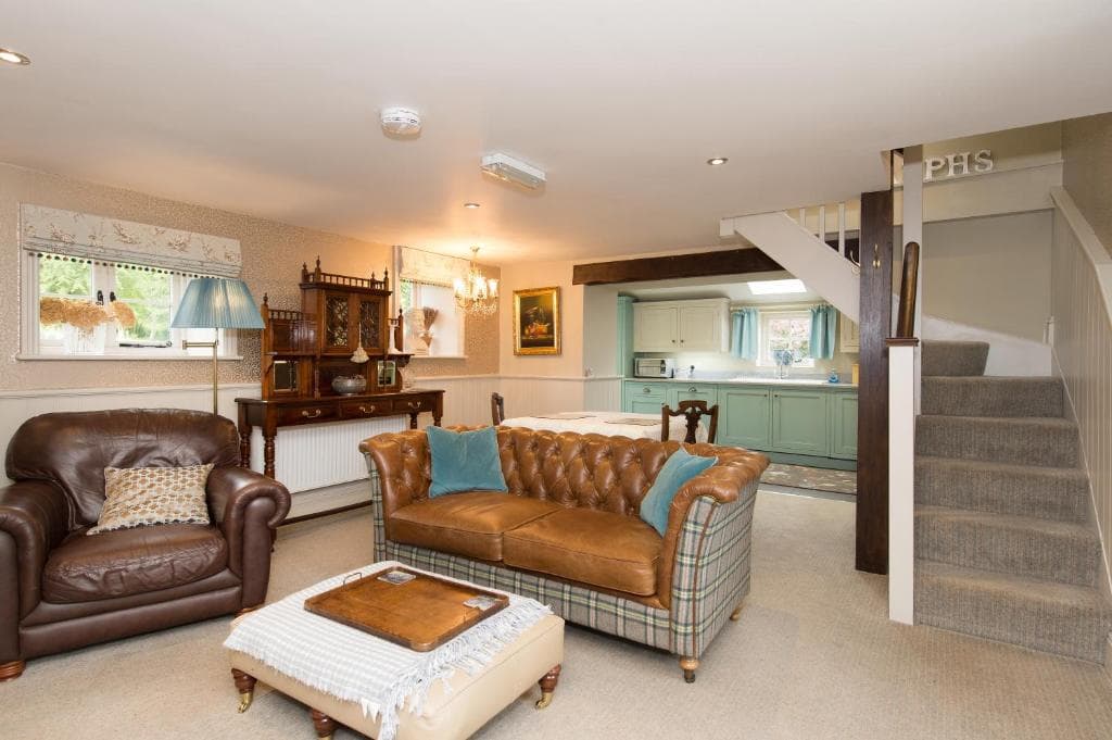 Mr Ralphs Cottage Image 3