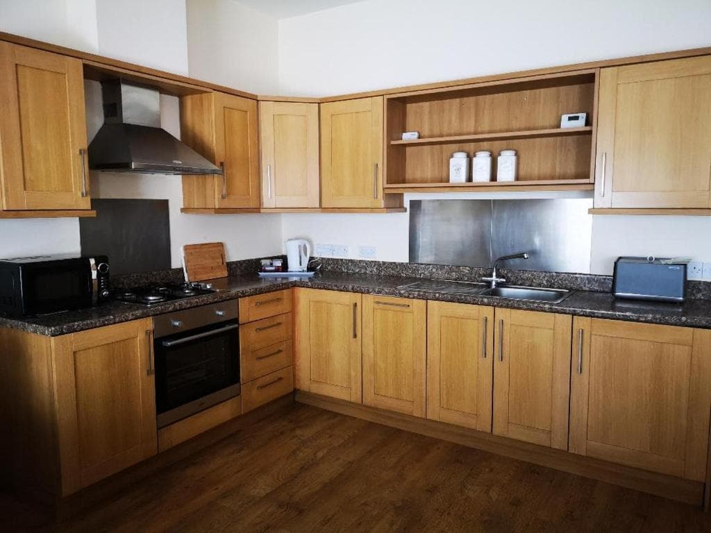 Contemporary Cottage Holidays Image 1