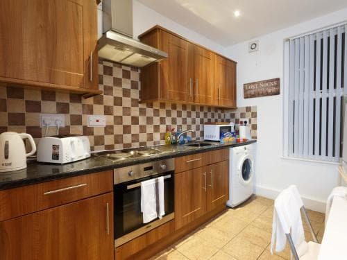 Ruth Apartments Image 3