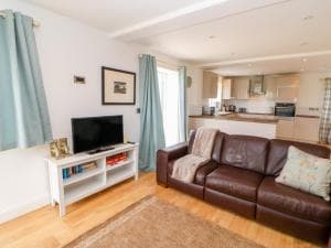 Apple Tree Cottage Image 3