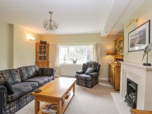 Apartment 2 Image 10