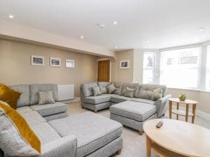 Station House Image 3