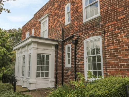 1 Deepdale Avenue Image 2