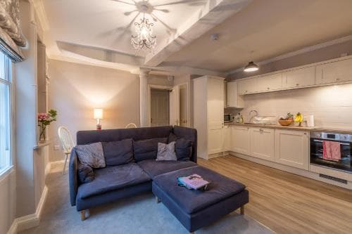 Apt 3, 71 Micklegate, YORK Image 2