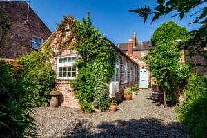 Moatside Gate Image 1