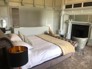 The Old Lodge Image 2