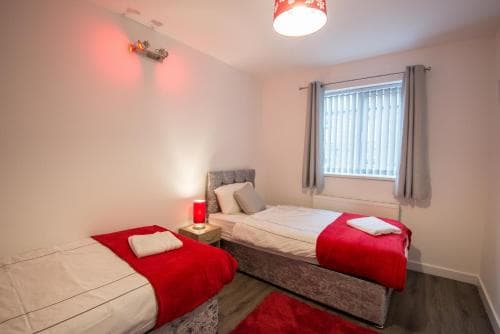 Luxury Home with Parking Image 3