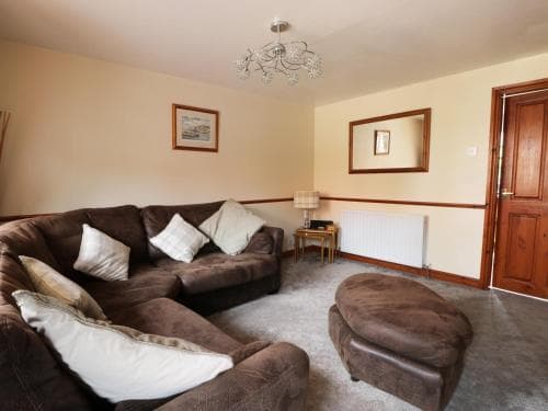 Eskview Cottage Image 2