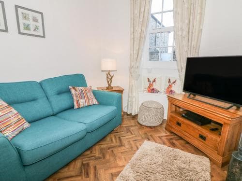 Cosy Cottage Image 2