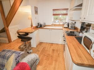 Chuckle Cottage Image 2