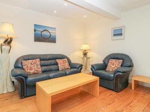 Park Road Apartment Image 5