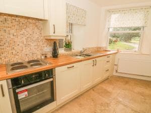 East Stonelea Image 2