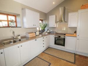 Woodside Barn Image 2