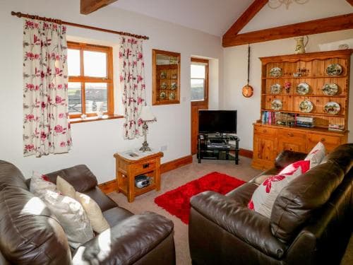 Broadings Cottage Image 3