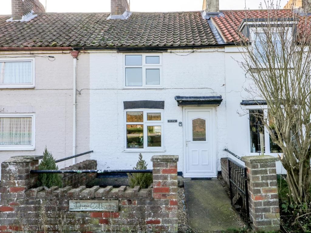 The Cottage, Driffield Image 1