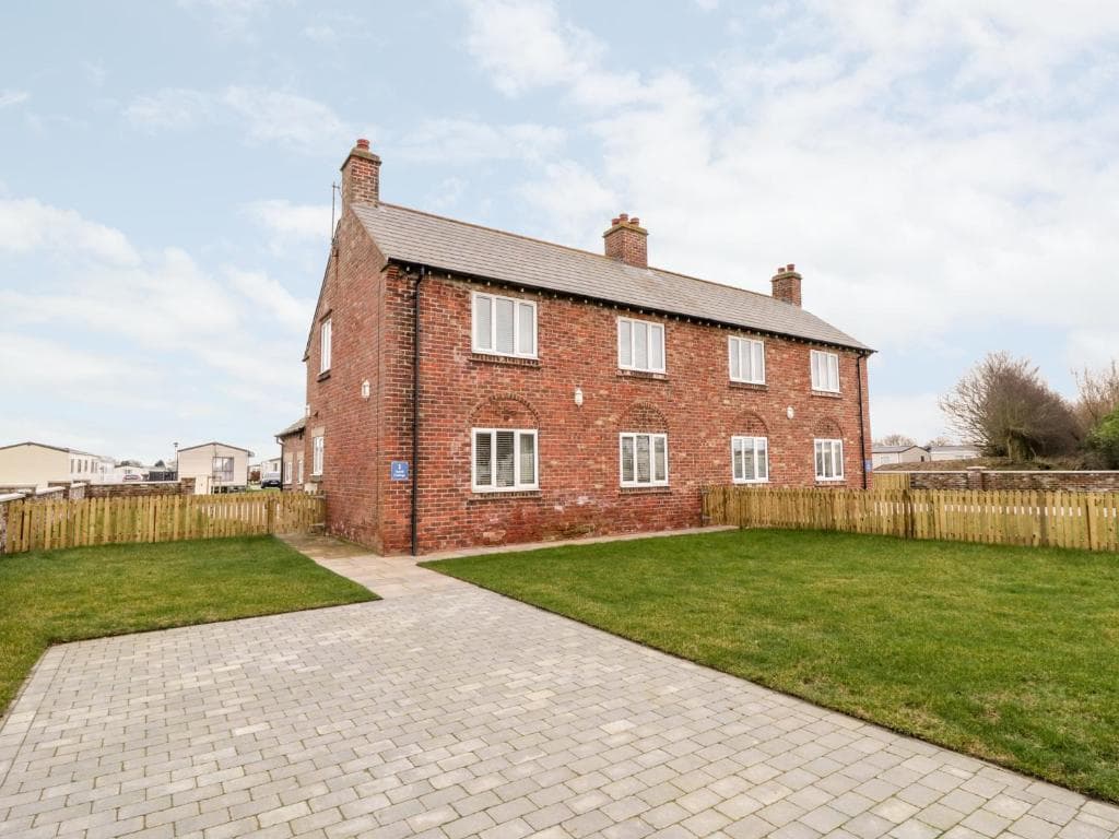 1 North Cottage Image 1