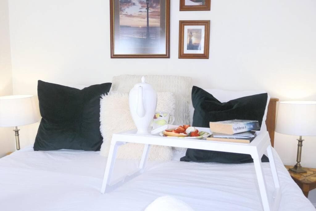 Kikas Cottage Image 1