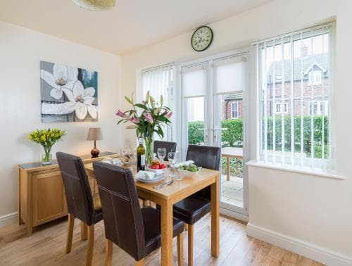 Sunny Corner Cottage Image 3