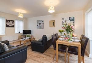 Sunny Corner Cottage Image 2