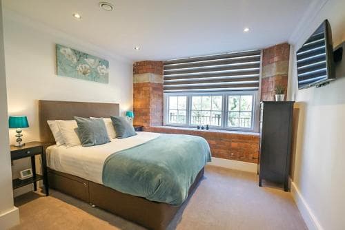 ChocoLets - The Yorkie Suite Image 9