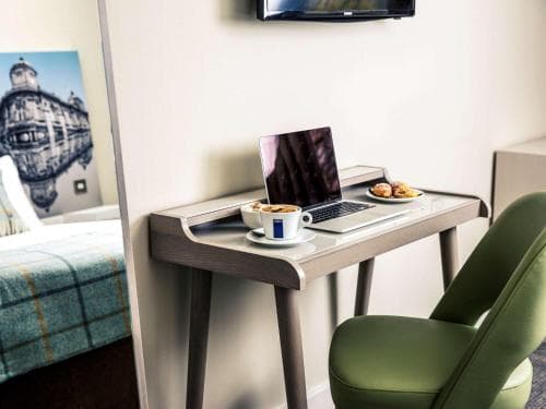 Mercure Hull Grange Park Hotel Image 2