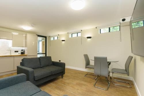 City Apartments - Monkbar Mews Image 2