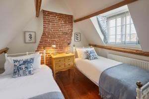 Host & Stay - Jet Cottage Image 9