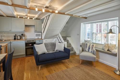 Host & Stay - Jet Cottage Image 6