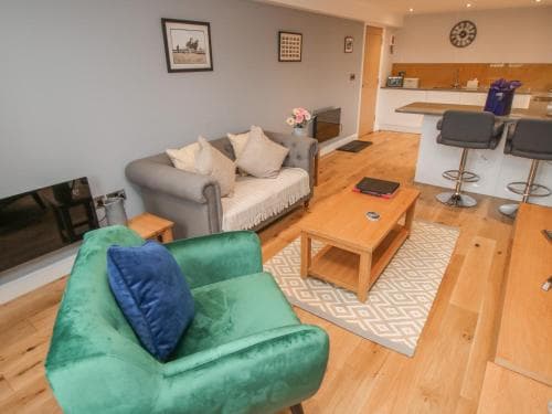 Premier, Transit & Lady Hilda Engine Shed Image 4