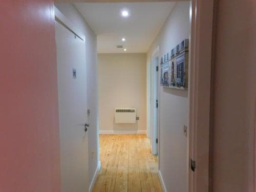 DJS - Modern City Apartment Image 2