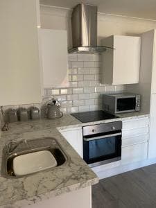 The Bungalow Image 5