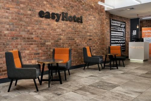 easyHotel Sheffield Image 2