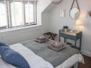 Barn Cottage Image 1