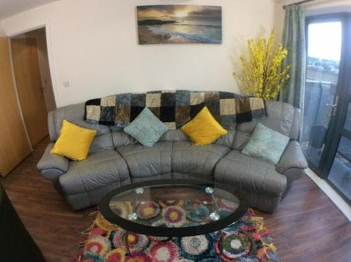 Igloo ViewPoint City Centre Retreat & Free Parking Image 3