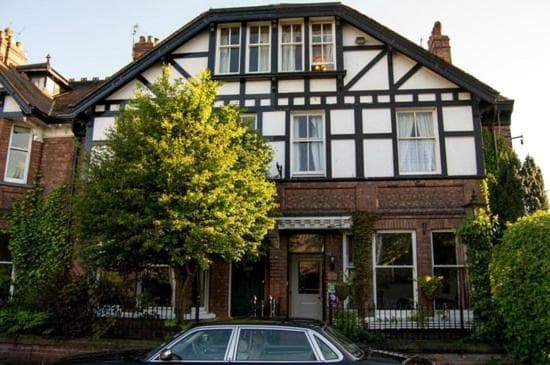 The Sycamore Guest House Image 1