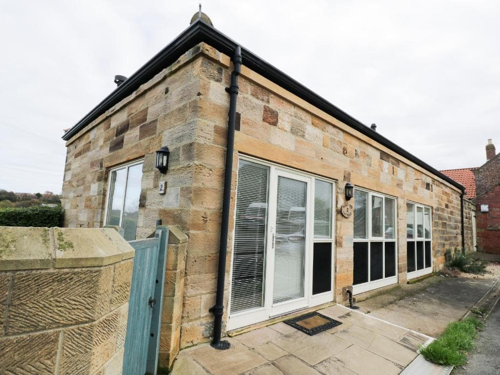 Mallard Cottage, Whitby Image 1