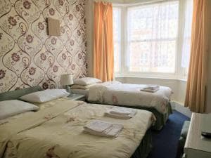 Arran in Scarborough - Room Only Image 2