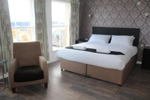 Park Hotel & Apartments Image 3