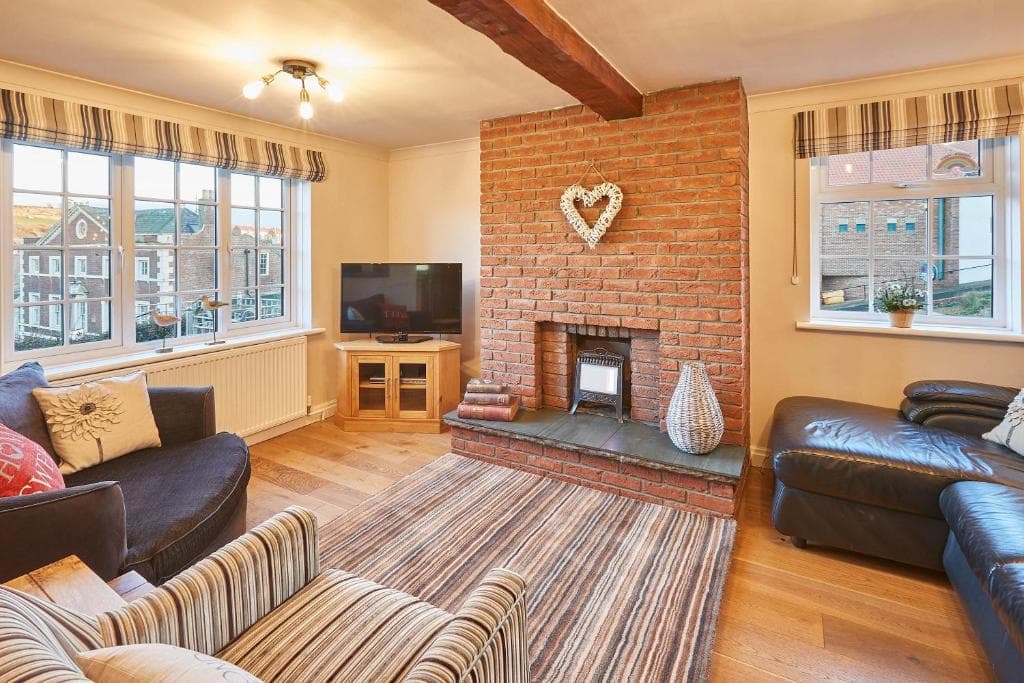 Host & Stay - Paradise View Image 1