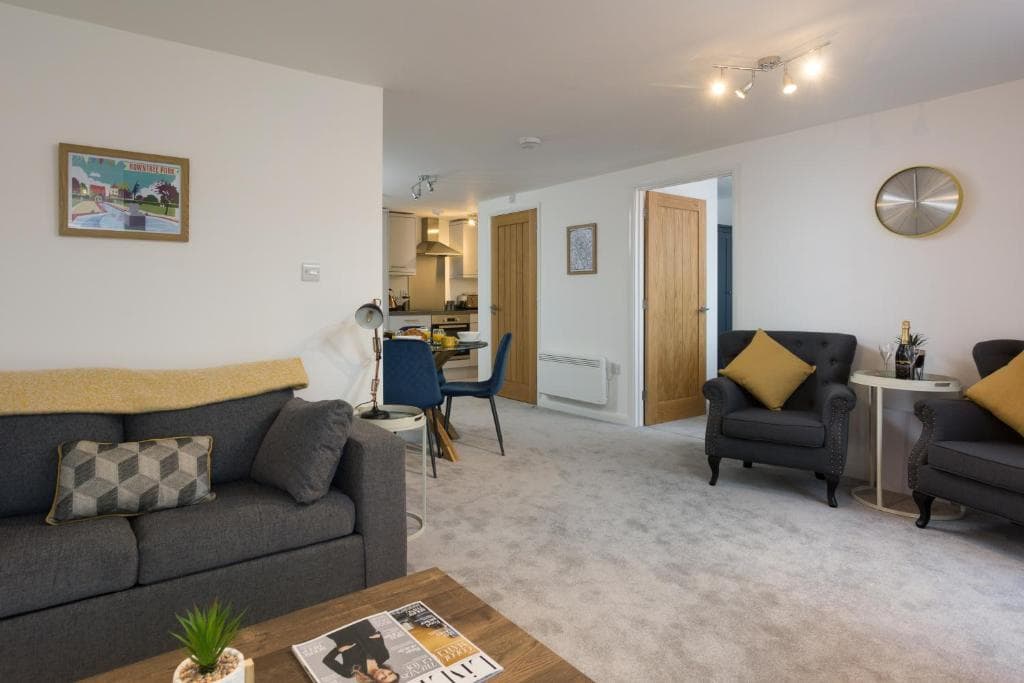 The Aura Suite Image 1