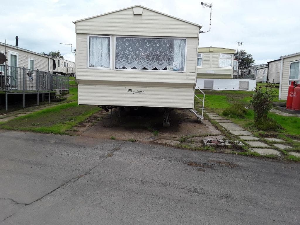 2 bed caravan approx 10 mins from beach suzie 2 Image 1