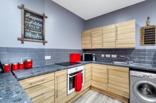 Stockton town centre studio apartments free parking and Wi-Fi Image 6