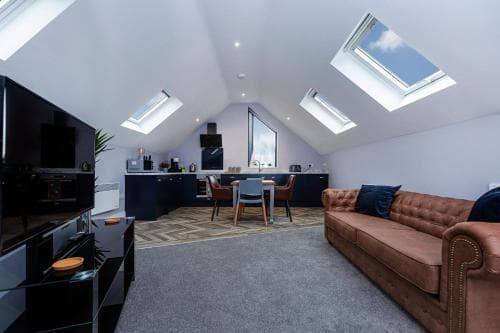 Luxury Loft Apartment by Bootique Wakefield Image 3