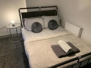 Cosy Cottage in Redcar - Workstays UK Image 2