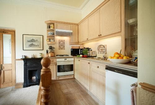 Cygnet Apartment Image 1