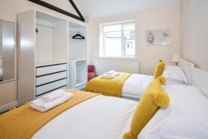 The Ascot -Free on site parking Image 2