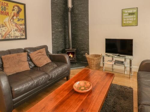 Elmwood Cottage Image 3