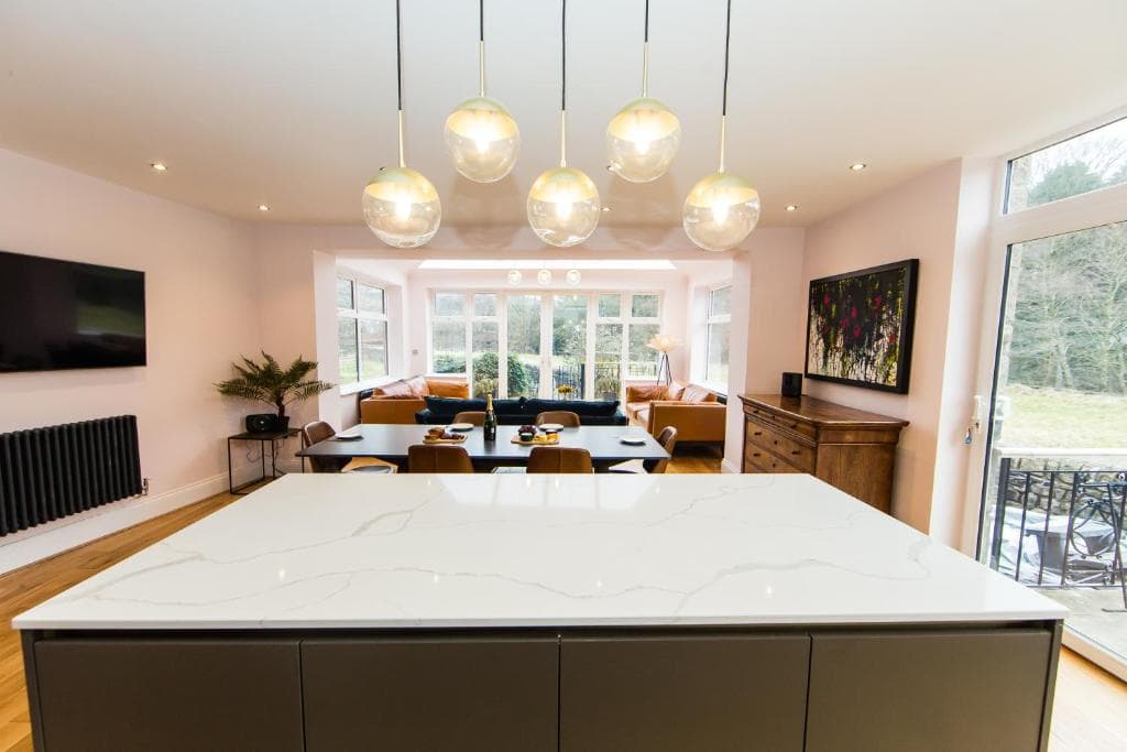 Nydsley Hall by Maison Parfaite - 4 Luxury Apartments - 2 with Hot Tubs Image 1